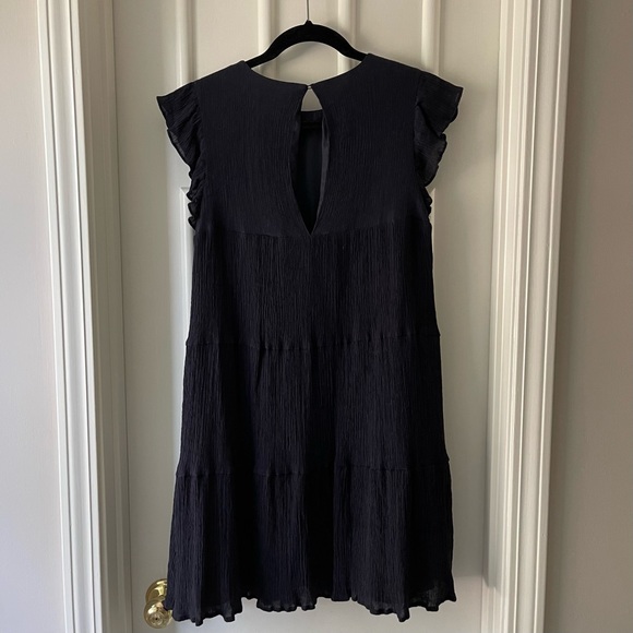 2.7 August Apparel La Ven Women’s Navy Blue Tiered Ruffle Mini Dress - Picture 3 of 3